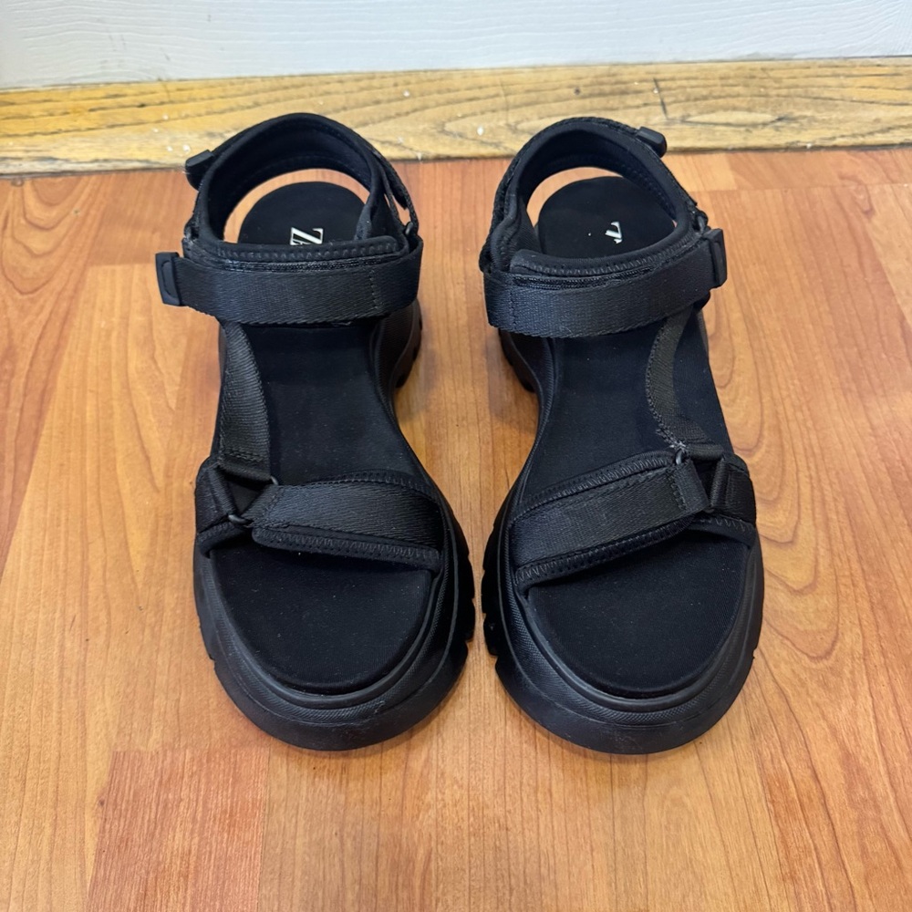 Zara Black Chunky Sandals
